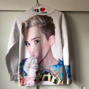 Miley Cyrus 2014 Tour Crewneck